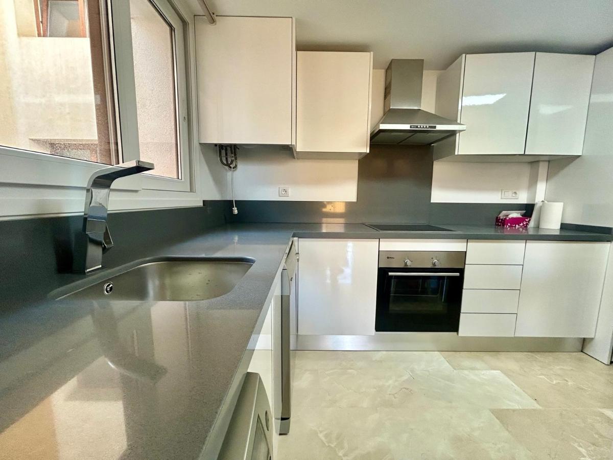 Appartamento a Torrevieja, Alicante, Spagna 3 camere da letto, 111 mq. N° 113001