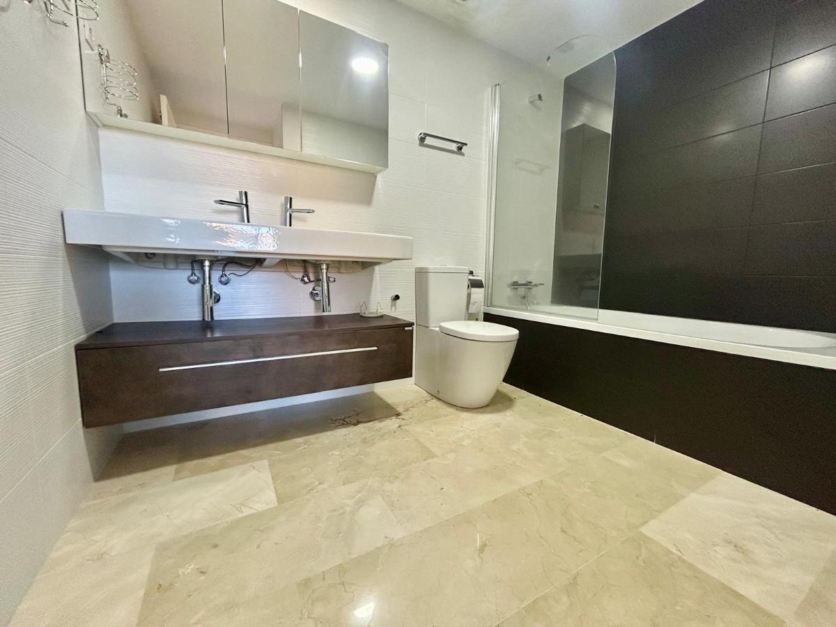 Appartamento a Torrevieja, Alicante, Spagna 3 camere da letto, 111 mq. N° 113001