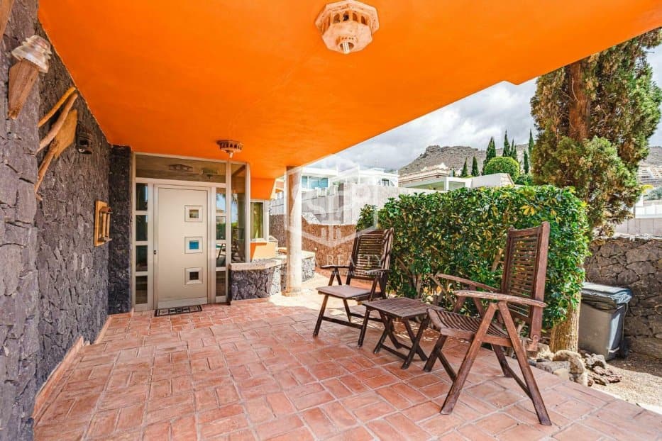 Villa en Adeje, Tenerife, España 5 dormitorios, 658 m2 No. 94470