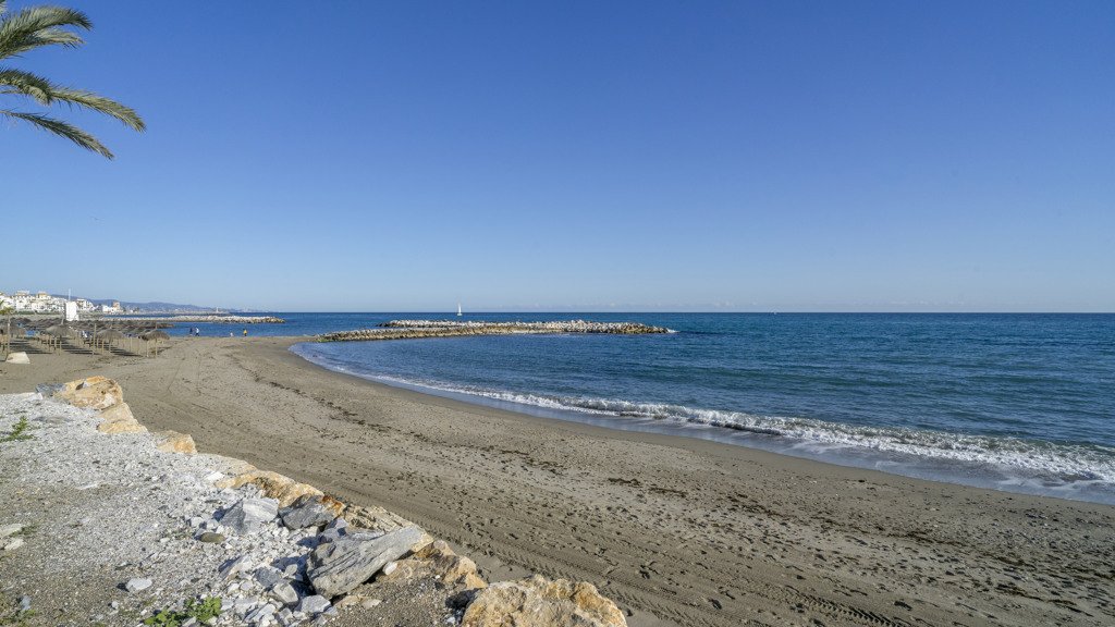 Apartment in Marbella, Malaga, Spain 3 bedrooms, 141.41 sq.m. No. 107905
