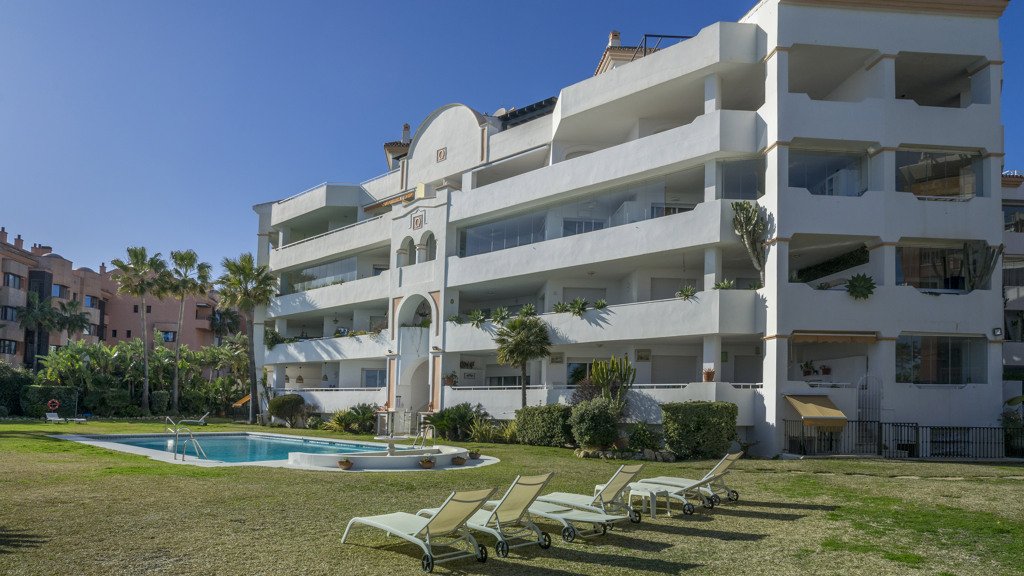 Apartment in Marbella, Malaga, Spain 3 bedrooms, 141.41 sq.m. No. 107905