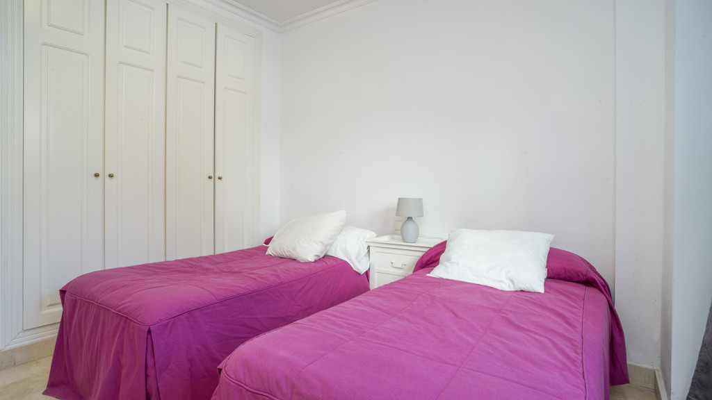 Apartment in Marbella, Malaga, Spain 3 bedrooms, 141.41 sq.m. No. 107905