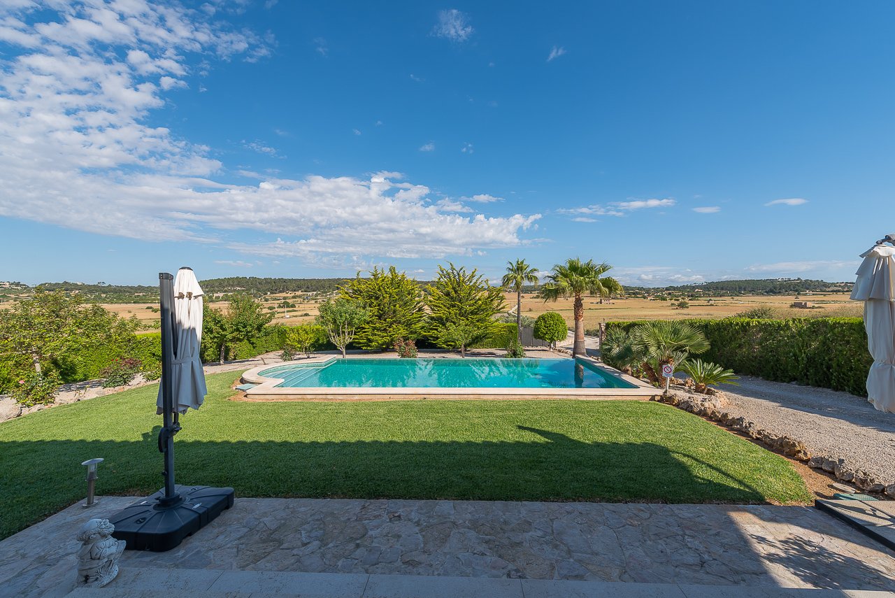 Финка в Синеу, Майорка, Испания 4 спальни, 280м2 №93499