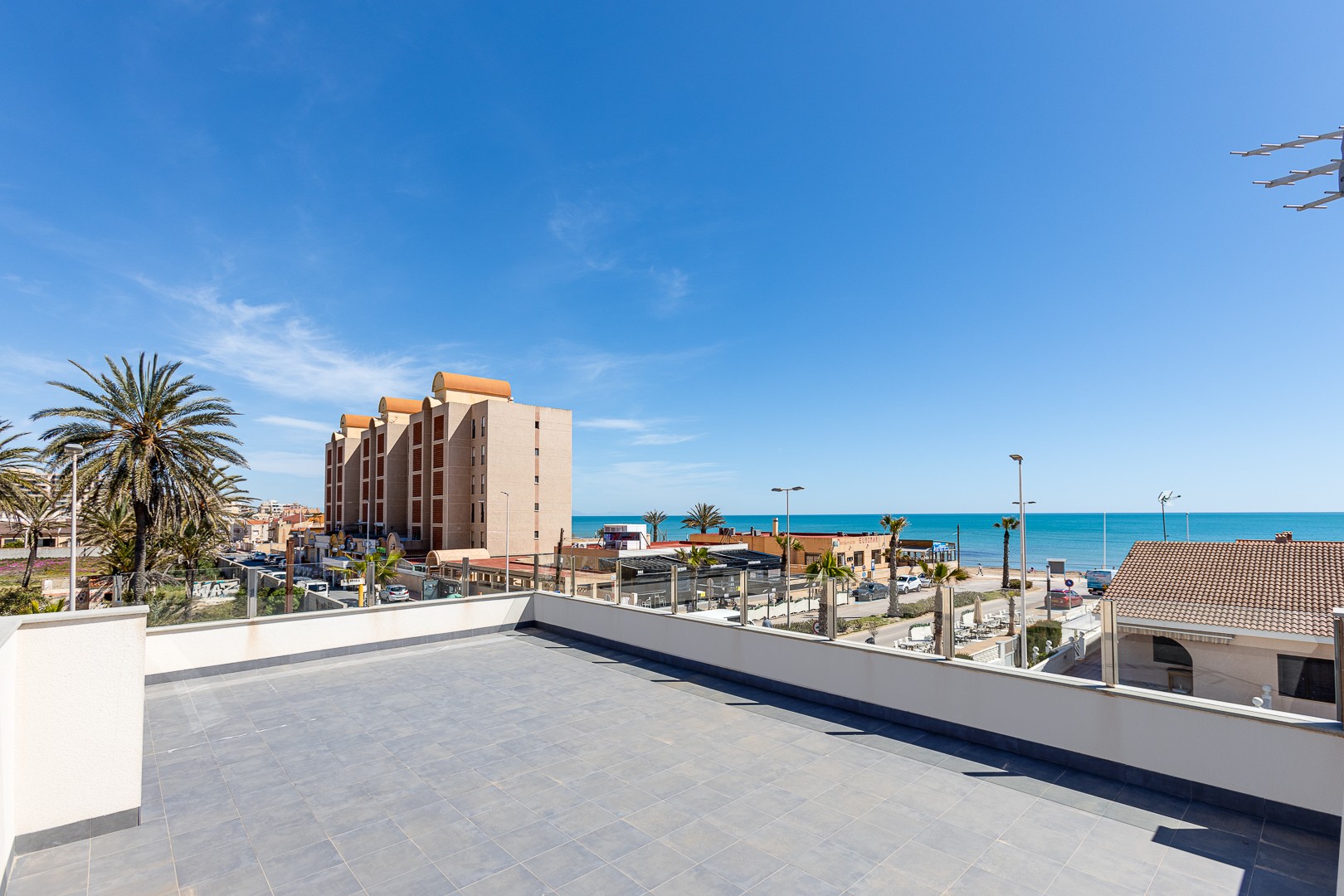 Villa in La Mata, Toledo, Spain 4 bedrooms, 210 sq.m. No. 95983