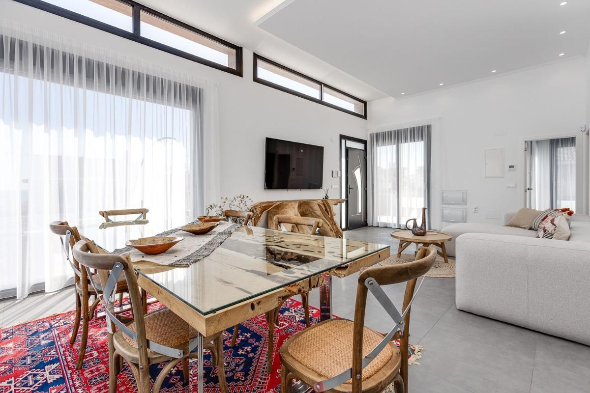 Villa in La Mata, Toledo, Spain 4 bedrooms, 210 sq.m. No. 95983