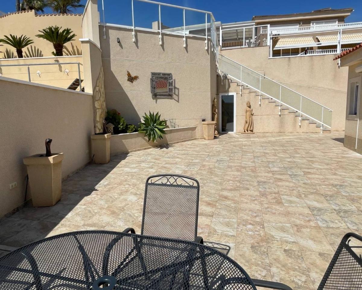 Villa à Ciudad Quesada, Alicante, Espagne 3 chambres, 80 m2 No. 102468