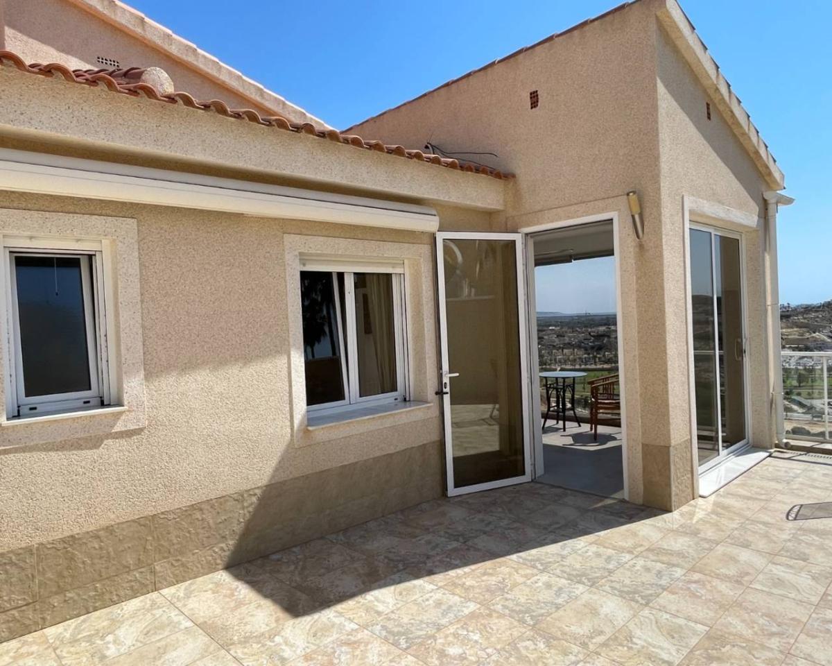 Villa à Ciudad Quesada, Alicante, Espagne 3 chambres, 80 m2 No. 102468