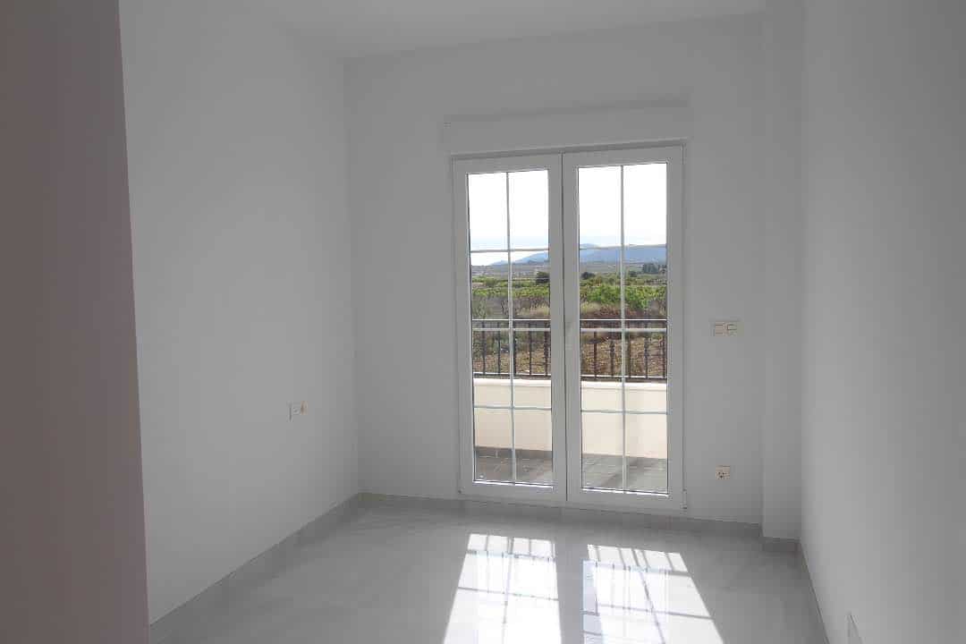 Villa en Pinoso, Alicante, España 4 dormitorios, 10000 m2 No. 87423
