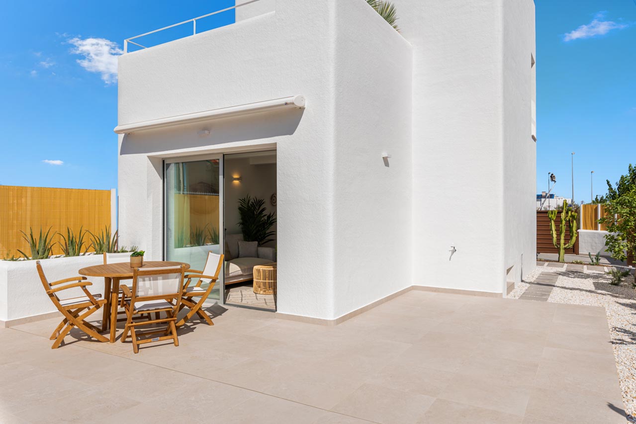 House in La Marina, Alicante, Spain 3 bedrooms, 113 sq.m. No. 101632