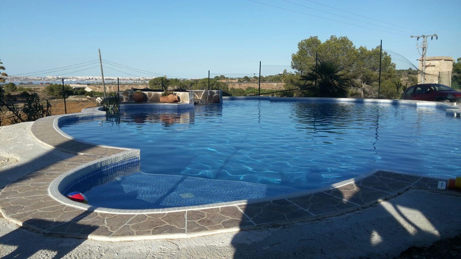 Dom w Los Balcones, Alicante, Hiszpania 8 sypialni, 480 mkw. nr 117367