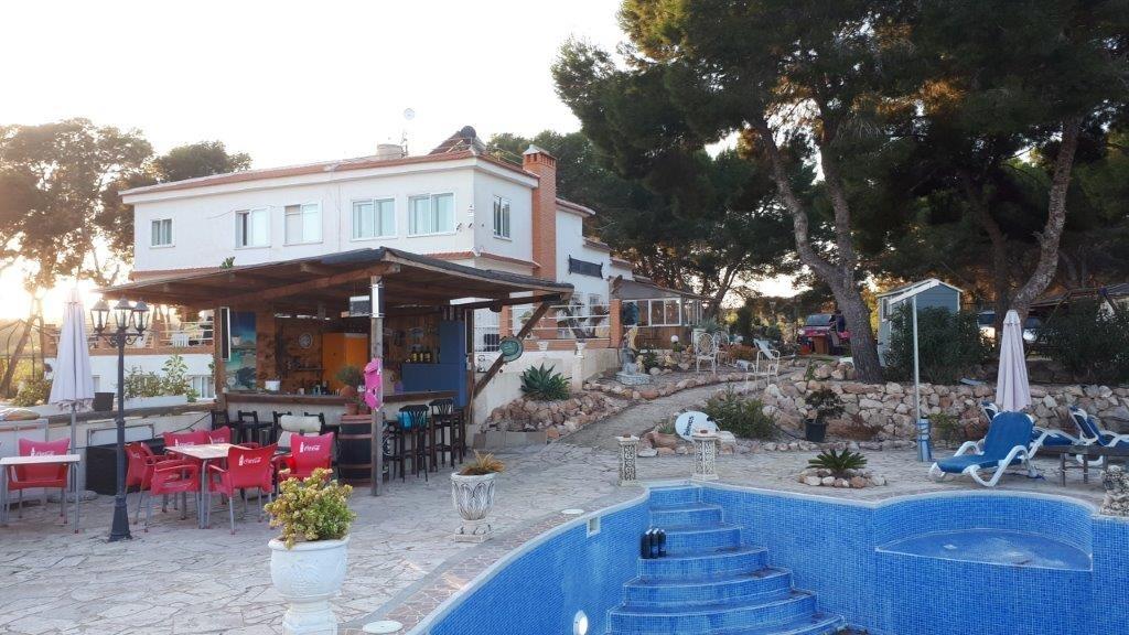 Dom w Los Balcones, Alicante, Hiszpania 8 sypialni, 480 mkw. nr 117367