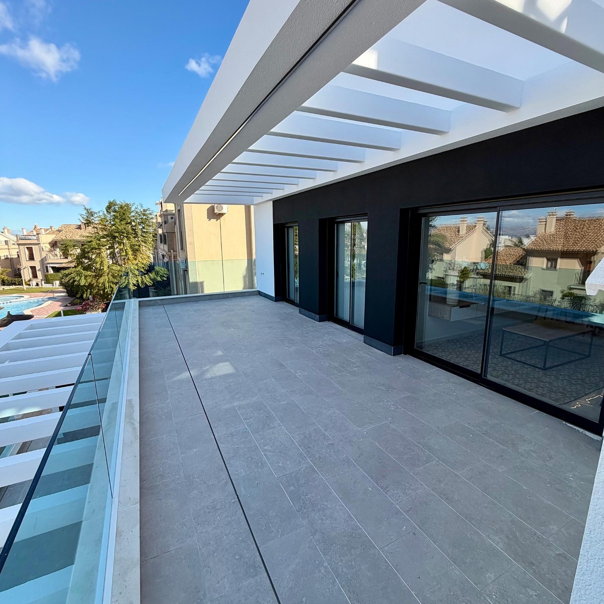 Bungalow en Alicante, España 2 dormitorios, 68 m2 No. 112239