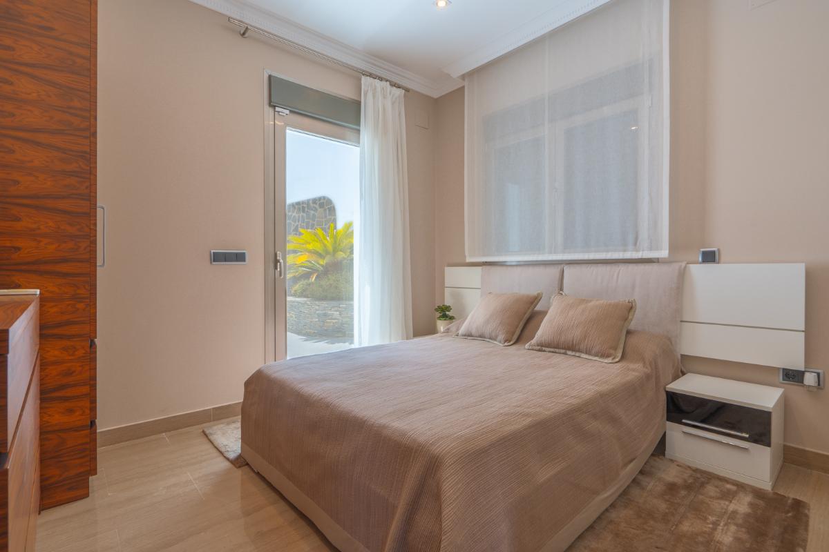 Villa in Benissa, Alicante, Spanien 4 Schlafzimmer, 395 m2 Nr. 113066