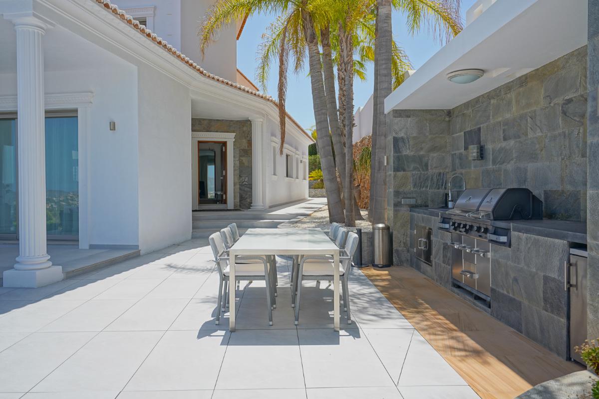 Villa in Benissa, Alicante, Spanien 4 Schlafzimmer, 395 m2 Nr. 113066