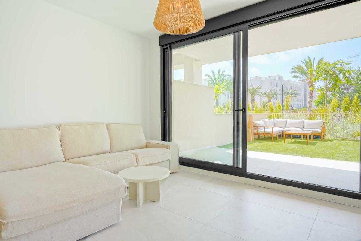 Huoneisto Denia, Alicante, Espanja 2 makuuhuonetta, 91 m2 No. 113059