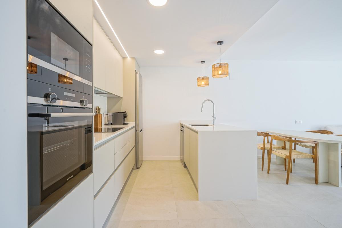 Huoneisto Denia, Alicante, Espanja 2 makuuhuonetta, 91 m2 No. 113059