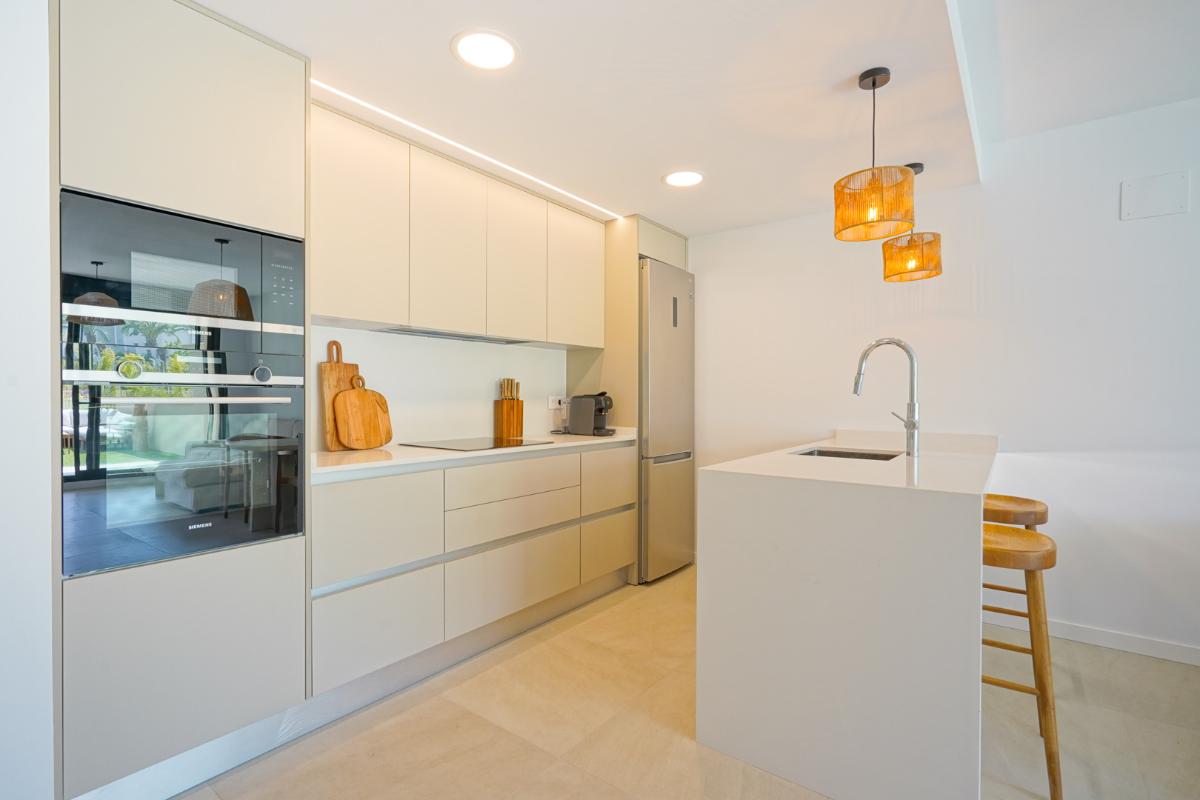 Huoneisto Denia, Alicante, Espanja 2 makuuhuonetta, 91 m2 No. 113059