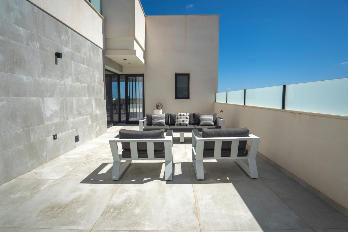 Huvila Ciudad Quesada, Alicante, Espanja 5 makuuhuonetta, 333 m2 No. 113883