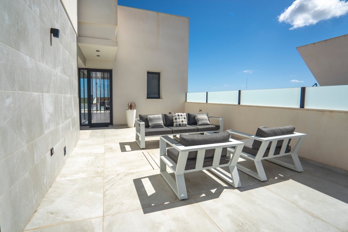 Huvila Ciudad Quesada, Alicante, Espanja 5 makuuhuonetta, 333 m2 No. 113883