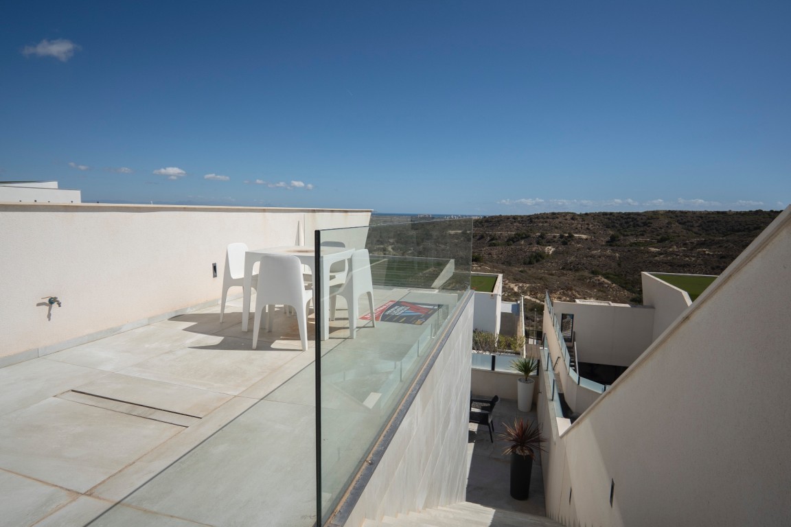 Huvila Ciudad Quesada, Alicante, Espanja 5 makuuhuonetta, 333 m2 No. 113883