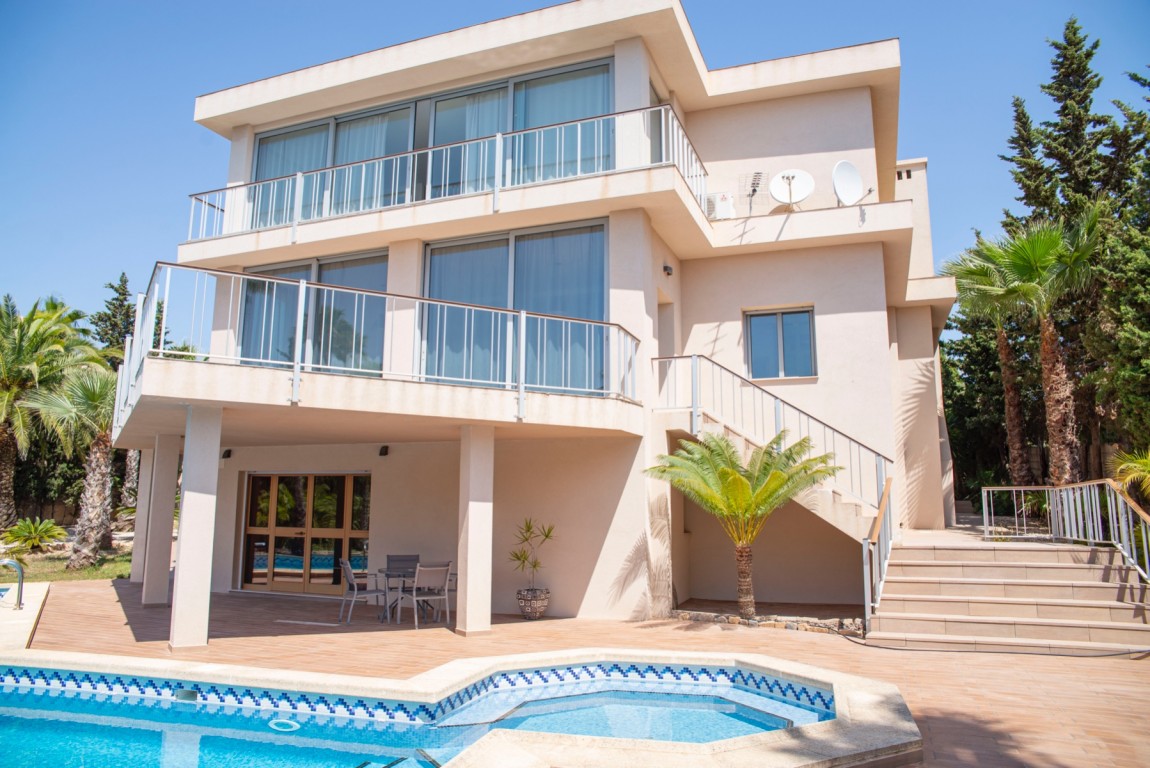 Villa à Ciudad Quesada, Alicante, Espagne 4 chambres, 400 m2 No. 113884