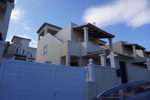 Villa en San Miguel de Salinas, Alicante, España 3 dormitorios, 120 m2 No. 115469