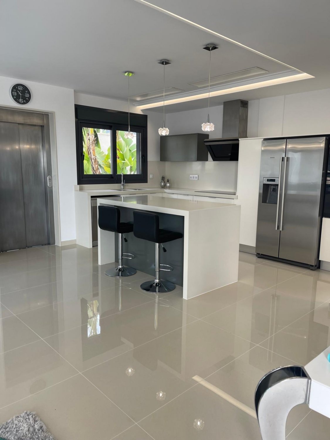 Villa à San Miguel de Salinas, Alicante, Espagne 5 chambres, 316 m2 No. 115468