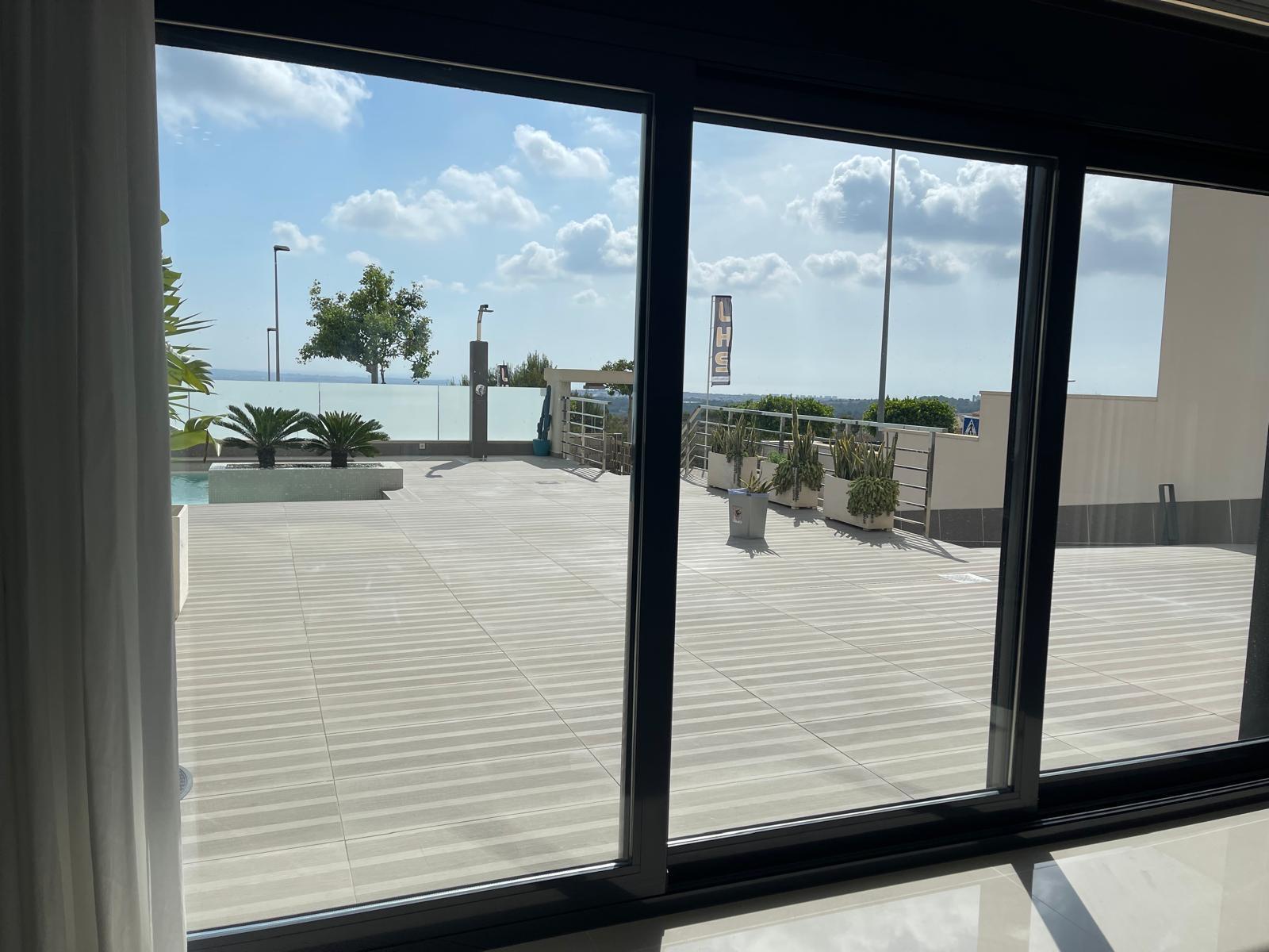Villa à San Miguel de Salinas, Alicante, Espagne 5 chambres, 316 m2 No. 115468