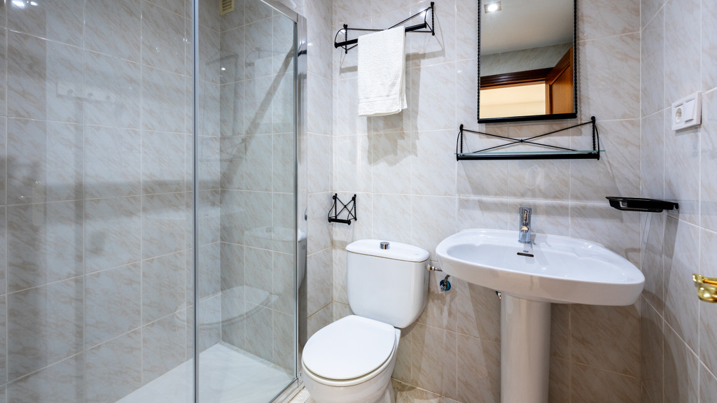 Apartment in Las Palmas De Gran Canaria, Gran Canaria, Spain 3 bedrooms, 105 sq.m. No. 102806