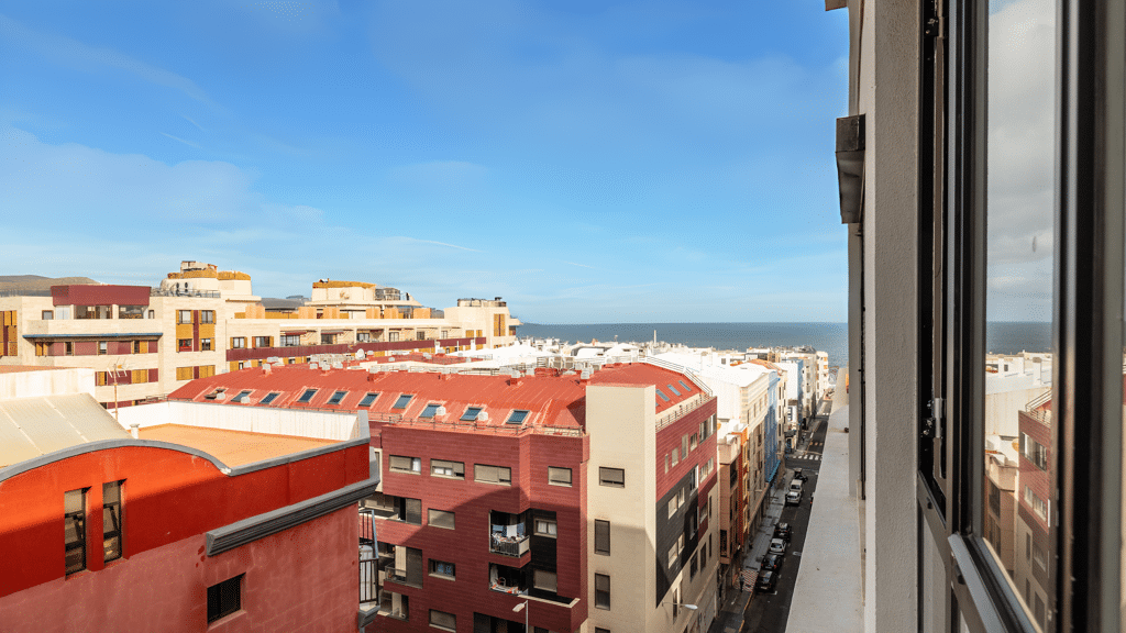 Apartment in Las Palmas De Gran Canaria, Gran Canaria, Spain 3 bedrooms, 105 sq.m. No. 102806