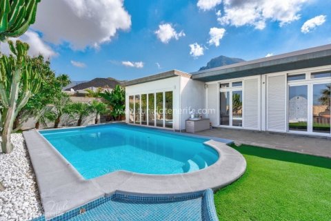 Villa in Torviscas, Tenerife, Spanien 4 Schlafzimmer, 160 m2 Nr. 90926