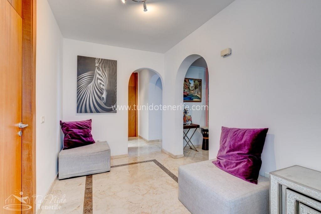 Villa en Torviscas, Tenerife, España 4 dormitorios, 160 m2 No. 90926