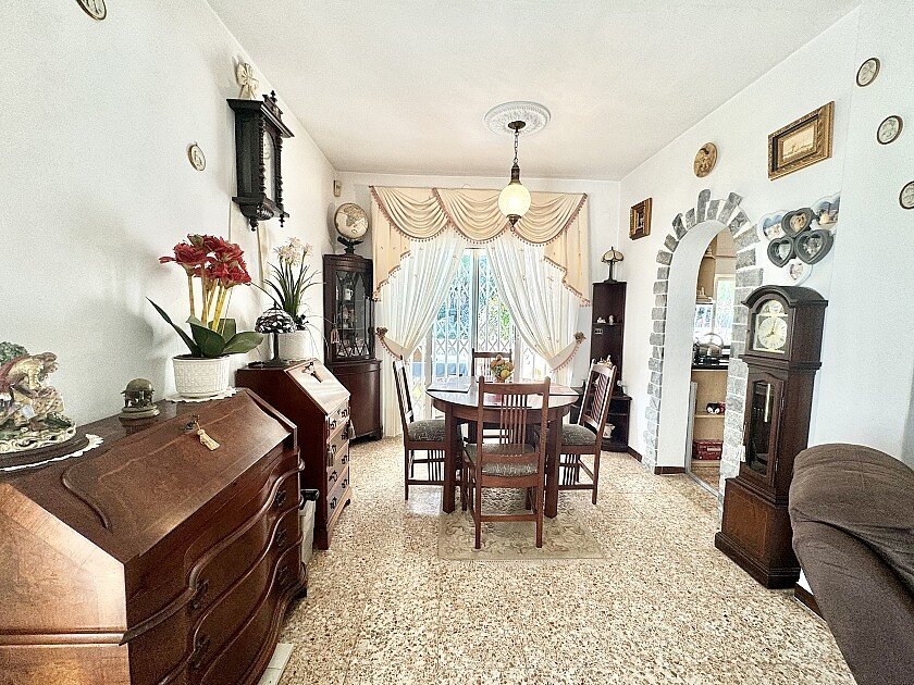 Villa a Punta Prima, Alicante, Spagna 3 camere da letto, 138 mq. N° 111251