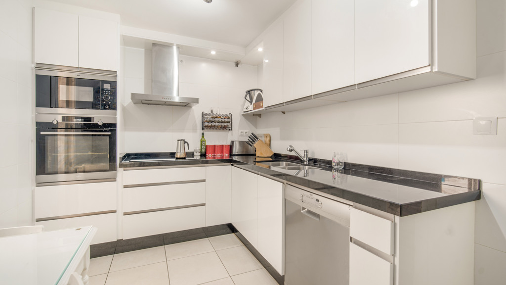 Apartament w Marbella, Malaga, Hiszpania 3 sypialnie, 106.14 mkw. nr 98102