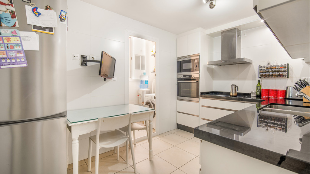 Apartament w Marbella, Malaga, Hiszpania 3 sypialnie, 106.14 mkw. nr 98102