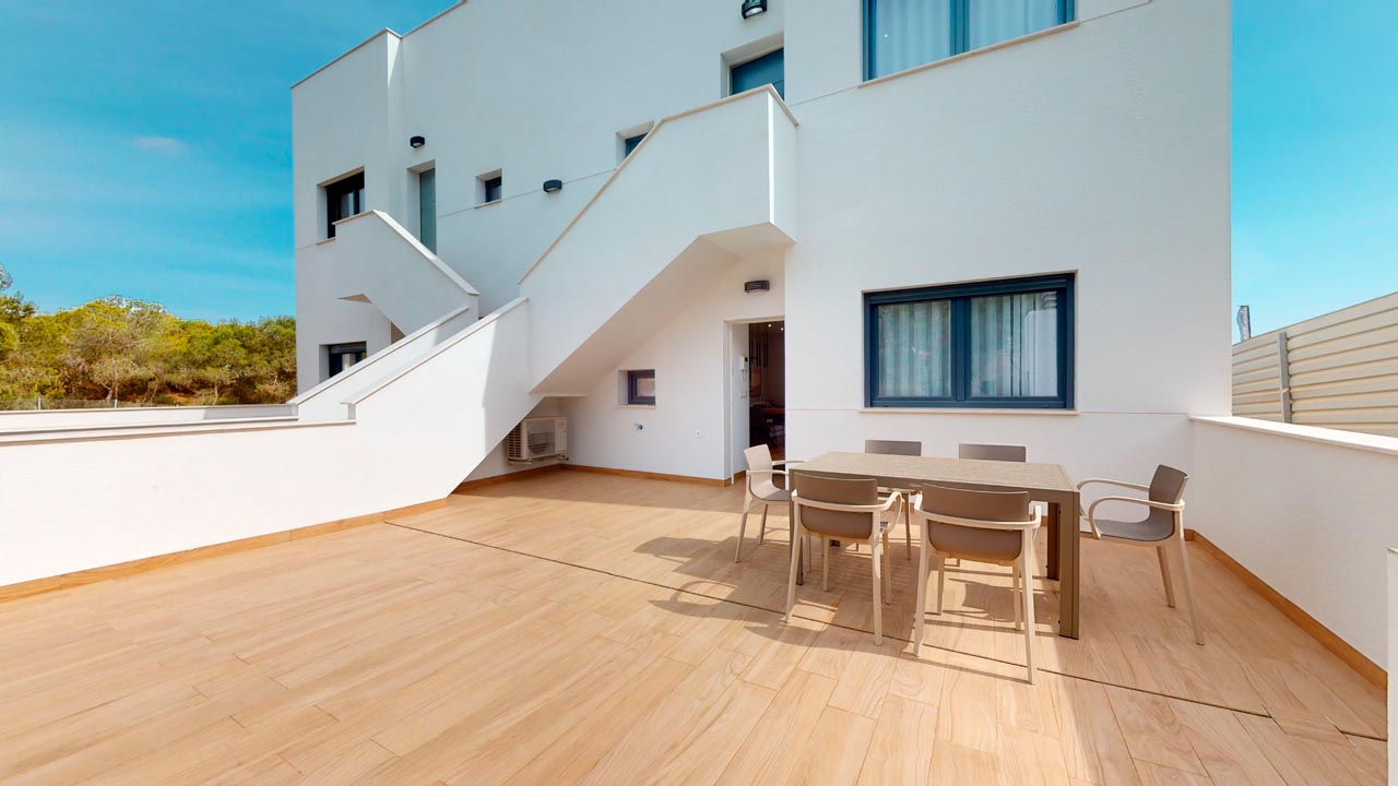 Apartment in Nueva Torrevieja, Alicante, Spain 2 bedrooms, 132 sq.m. No. 101619