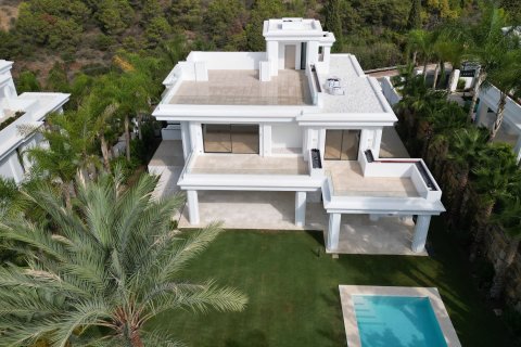 Huvila Marbella, Malaga, Espanja 6 makuuhuonetta, 647 m2 No. 30305