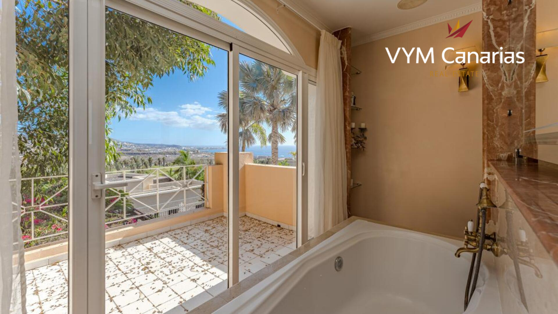 Villa in La Caleta, Ibiza, Spanien 5 Schlafzimmer, 732 m2 Nr. 87303