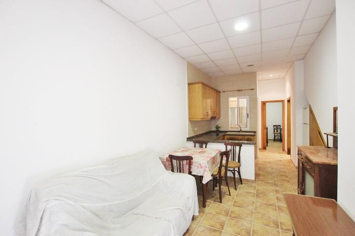 Hus i Guardamar del Segura, Alicante, Spanien 4 sovrum, 167 kvm. Nr. 91366