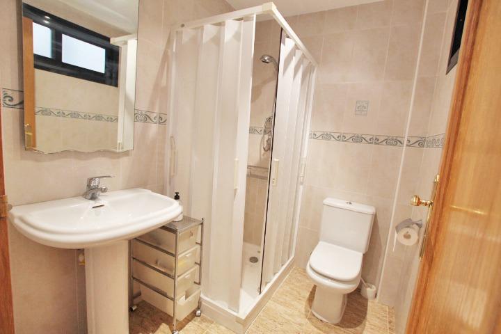 Hus i Guardamar del Segura, Alicante, Spanien 4 sovrum, 167 kvm. Nr. 91366