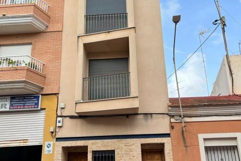 House à Guardamar del Segura, Alicante, Espagne 4 chambres, 167 m2 No. 91366