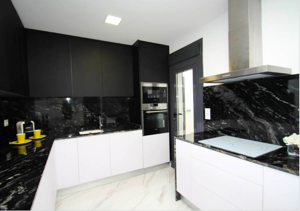Dzīvoklis San Miguel de Salinas, Alicante, Spānijā 2 istabas, 164 m2 Nr. 95052