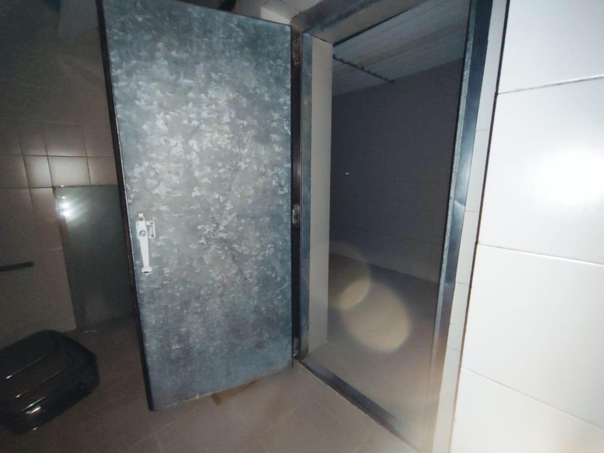 Commercial property in Guardamar del Segura, Alicante, Spain 290 sq.m. No. 99306