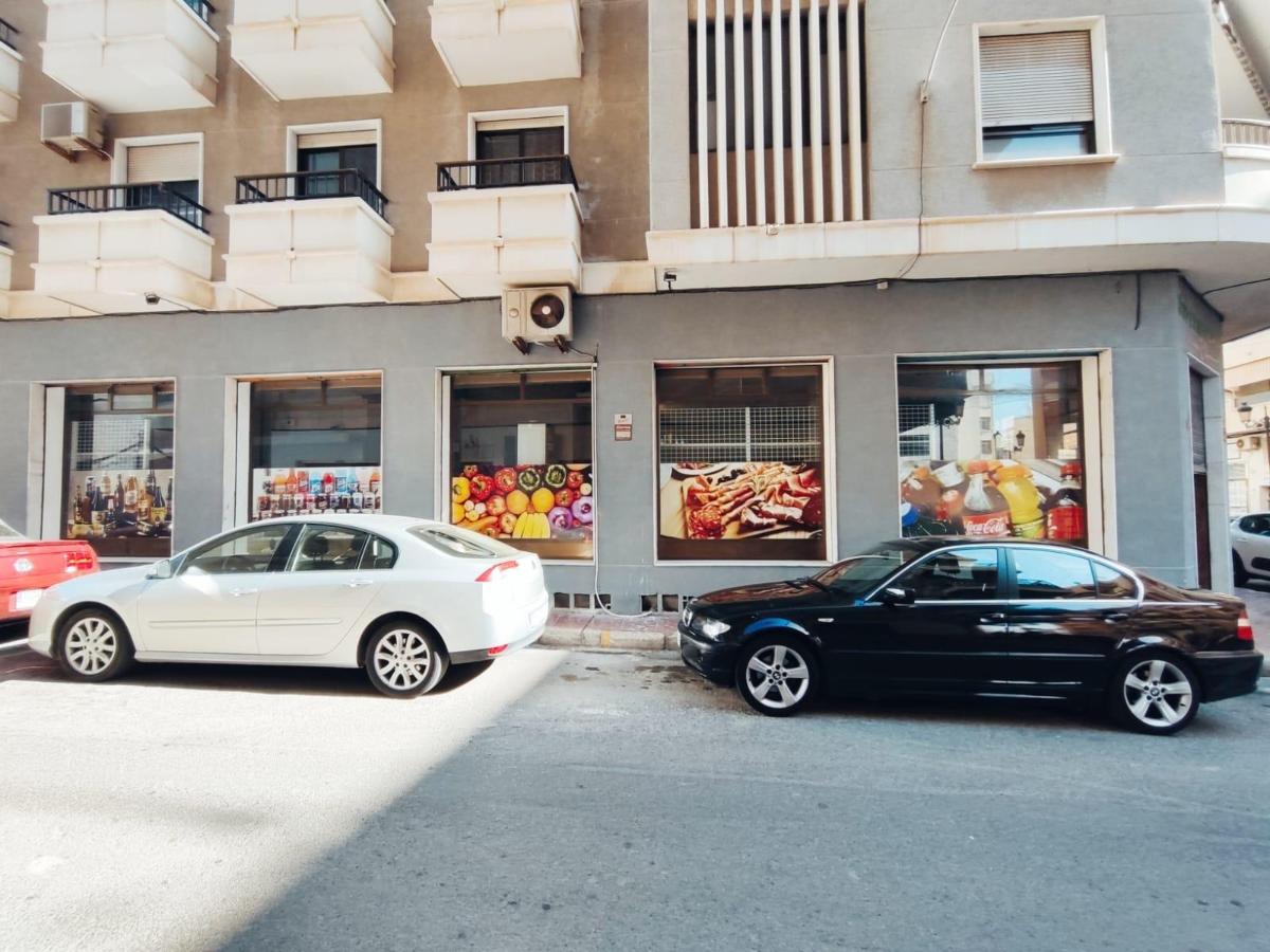 Commercial property in Guardamar del Segura, Alicante, Spain 290 sq.m. No. 99306
