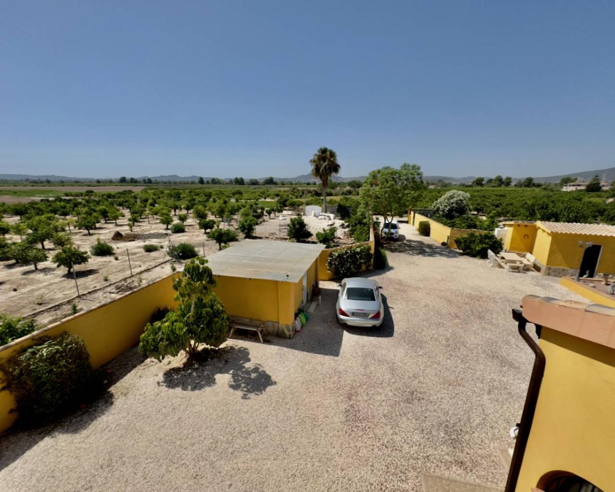 Finca a Orihuela, Alicante, Spagna 3 camere da letto, 138 mq. N° 102467