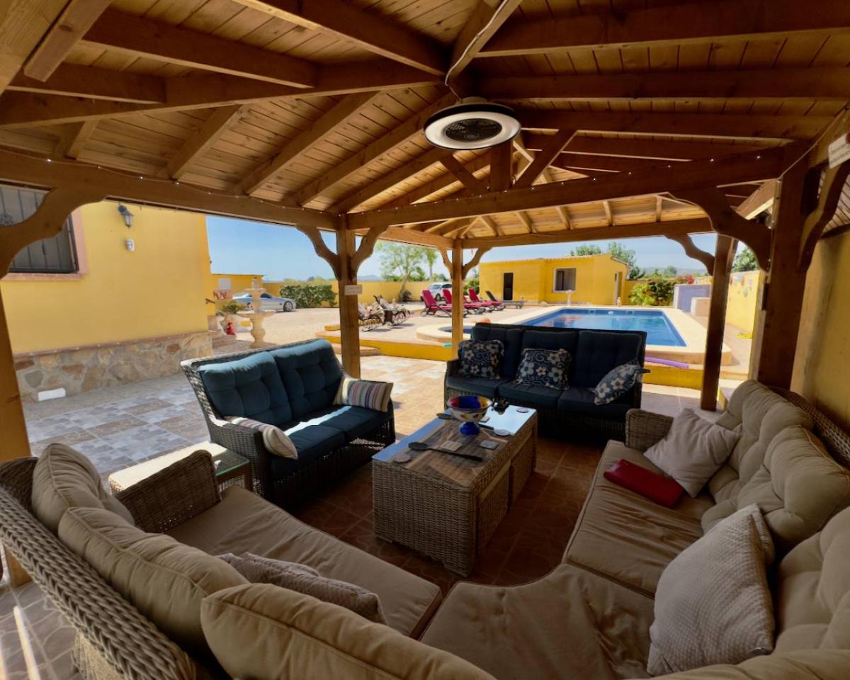 Finca a Orihuela, Alicante, Spagna 3 camere da letto, 138 mq. N° 102467