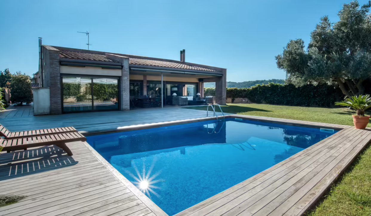 Dom w Sant Feliu de Guixols, Girona, Hiszpania 4 sypialnie, 380 mkw. nr 35609