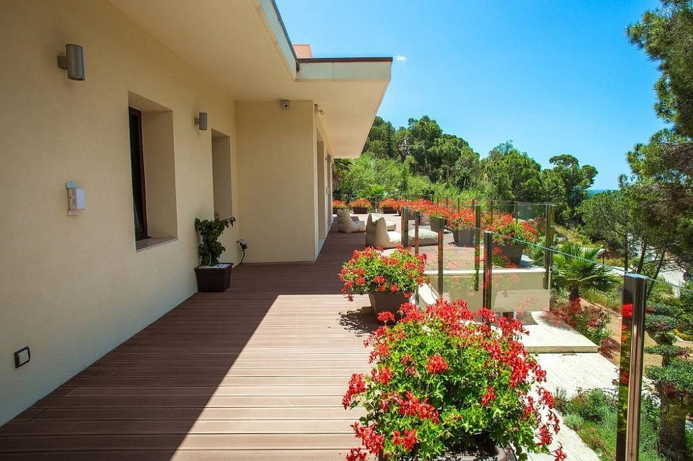 Hus i Tossa de Mar, Girona, Spanien 6 sovrum, 476 kvm. Nr. 22435