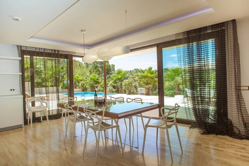 Hus i Tossa de Mar, Girona, Spanien 6 sovrum, 476 kvm. Nr. 22435