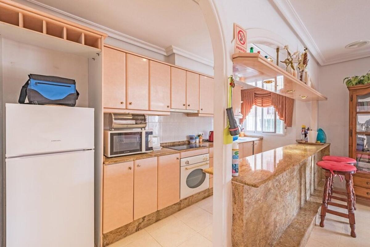 Villa a La Murada, Alicante, Spagna 4 camere da letto, 210 mq. N° 101861
